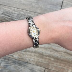 Element Silver Tone Stretch Bracelet Watch Oval Face Vintage Style Dress Antique